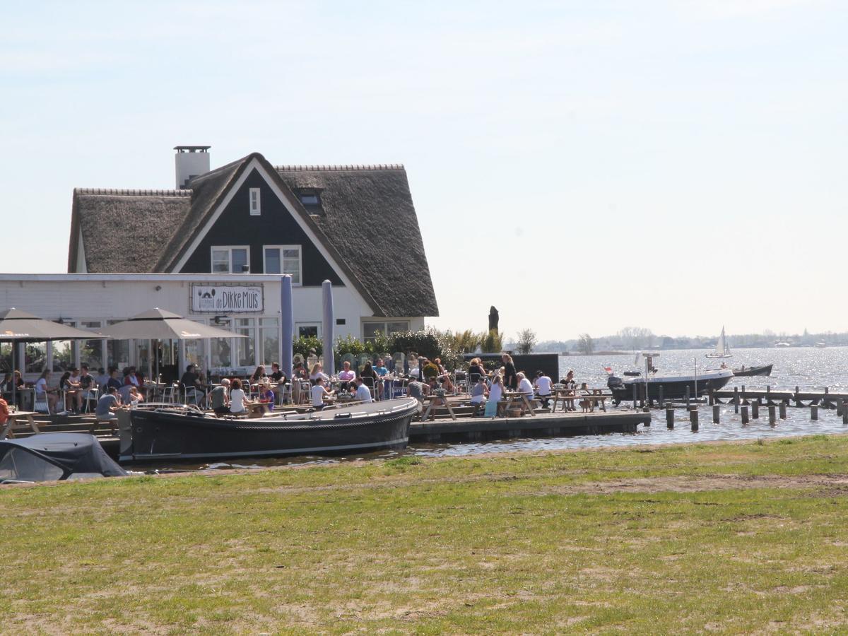 Villa Aan Het Water Oud-Loosdrecht Exterior photo